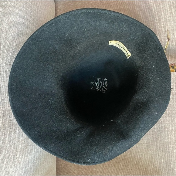 Doeskin Vintage Black Felt 100% Wool Hat with Feathers - Picture 7 of 8